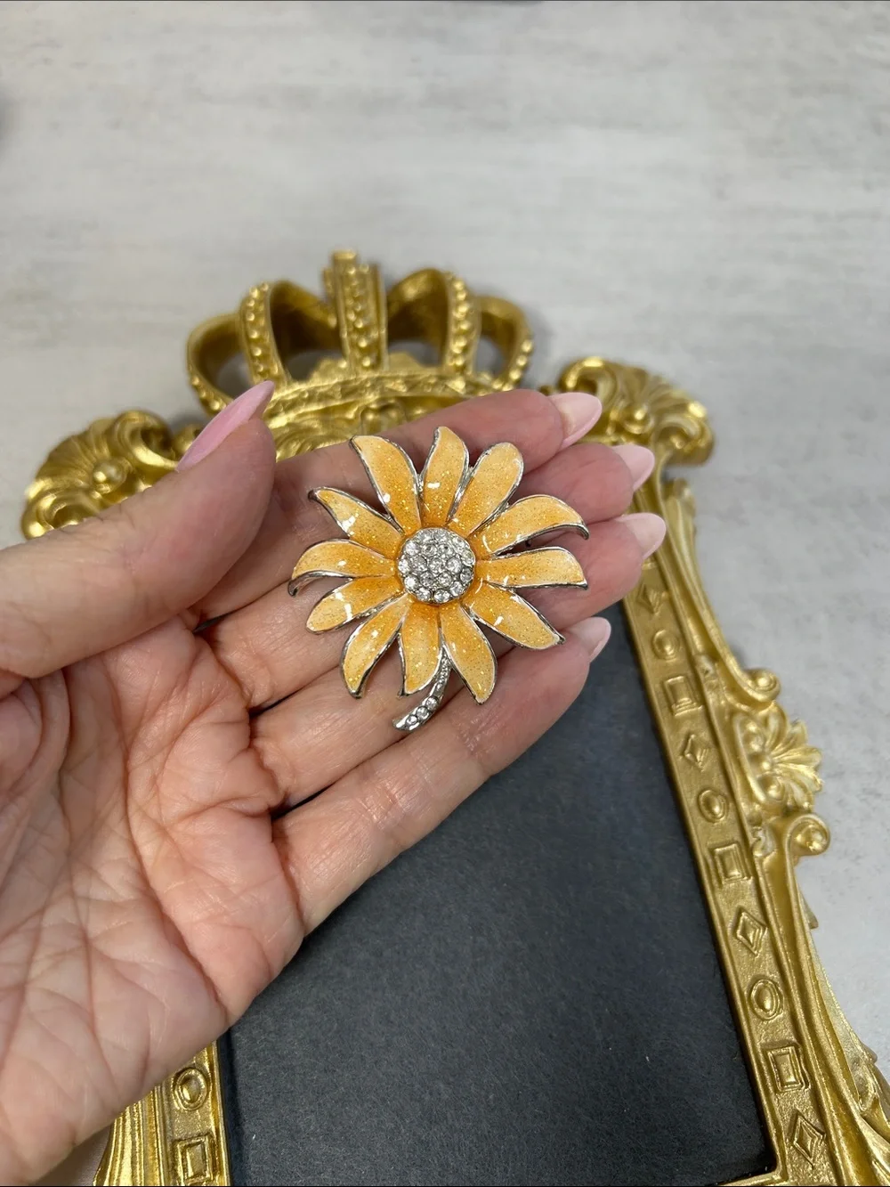 Vintage Peach Enamel Daisy Flower Brooch with Rhinestone Center